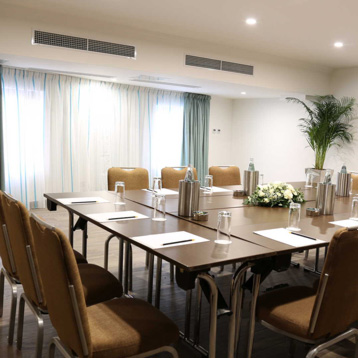 AX The Victoria Hotel - Lord Byron