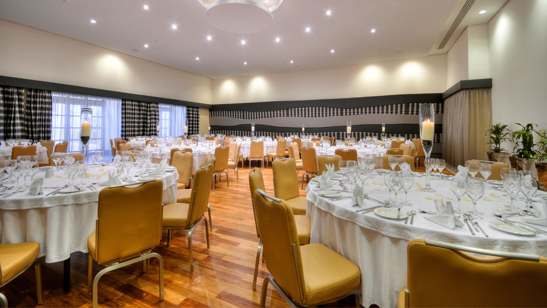 State Hall and Alexandra Gardens - AX Caterers by The Palace
